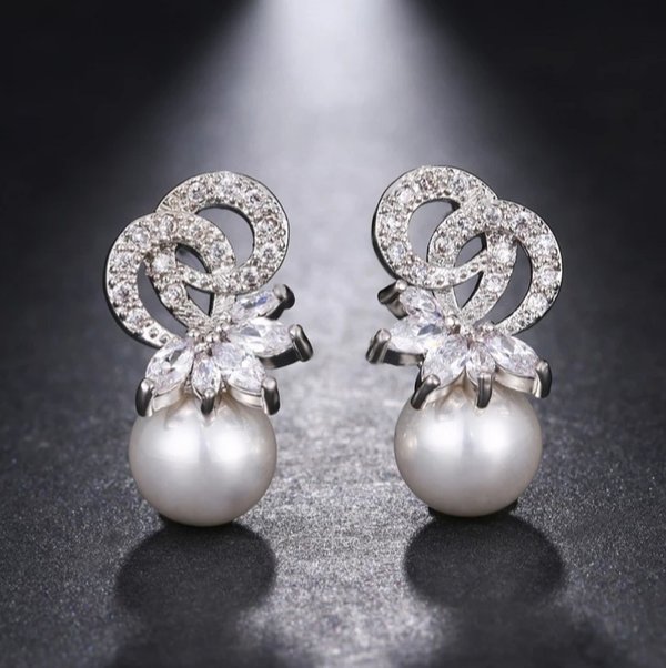Silver & Pearl 0.75 inch Earrings