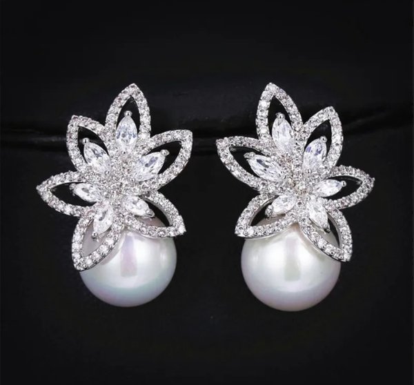 Pearl & Silver 1 inch Earrings